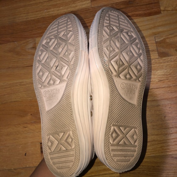 Light Pink Leather Converse 8 - Picture 4 of 8